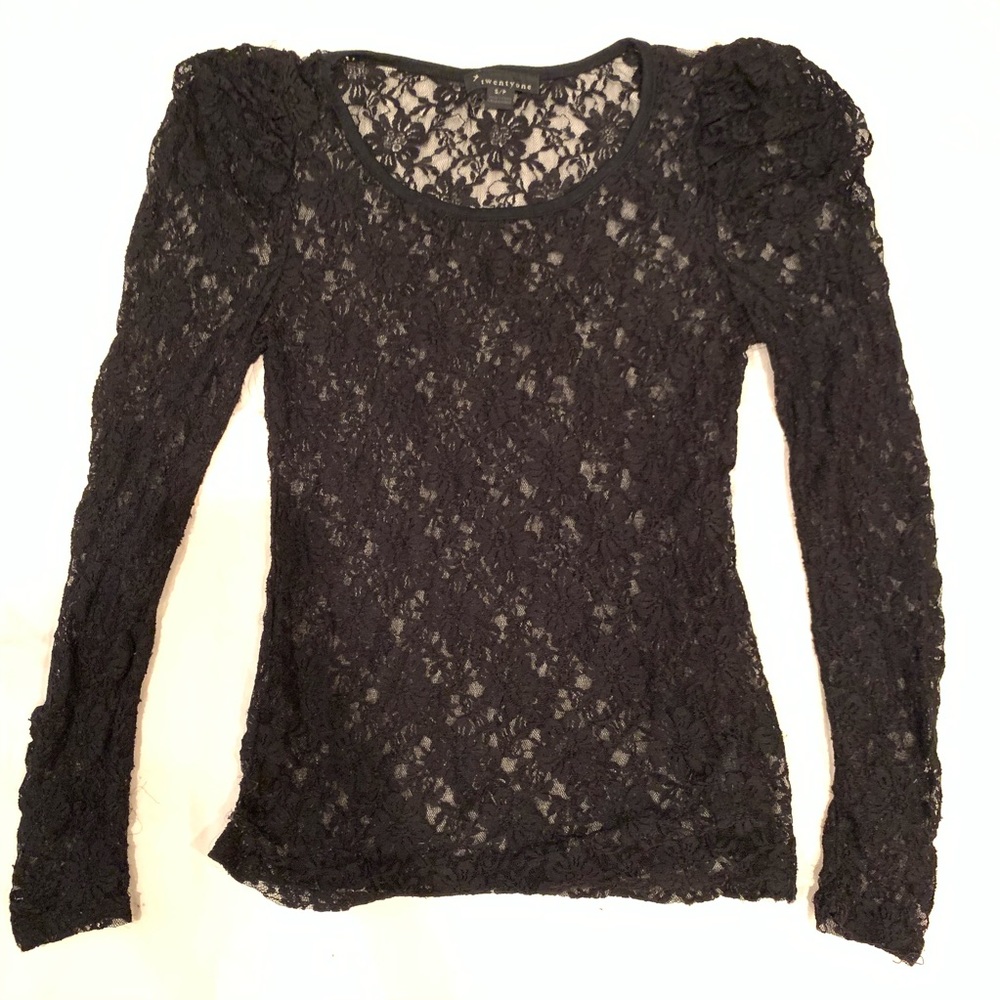 Forever 21 lace top black S/P puff sleeved